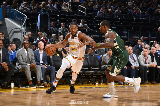 员的表现也 员的表现也