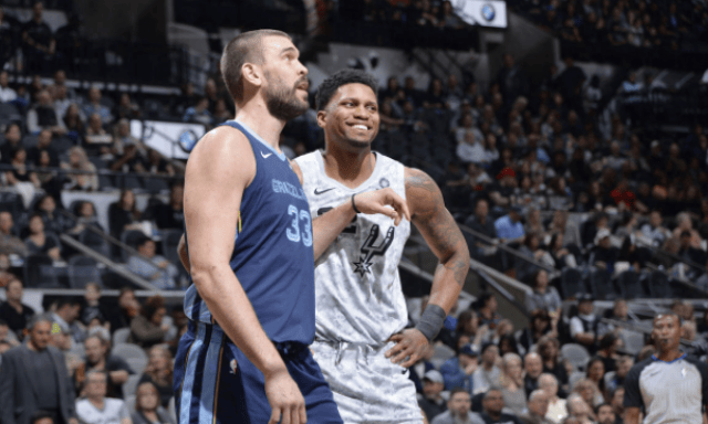 展的同时 展的同时