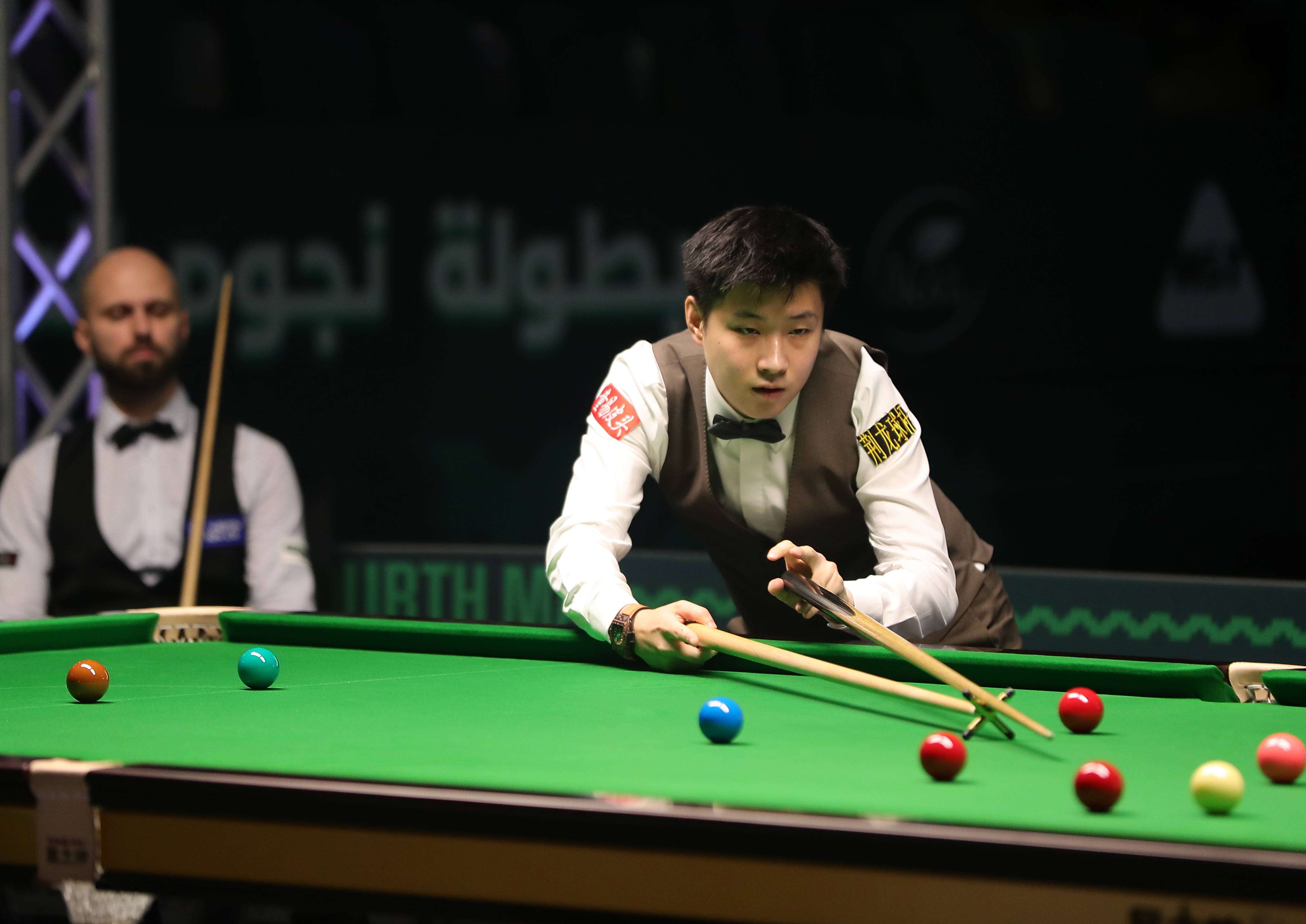 透过精准的 透过精准的