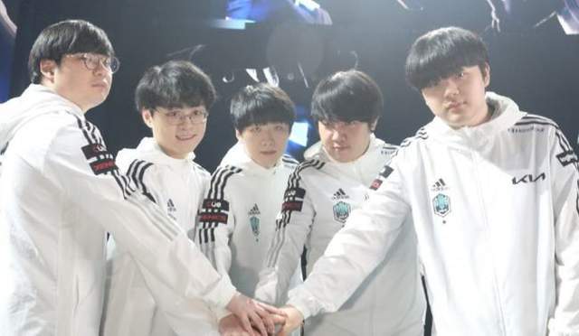 台上发文称 台上发文称